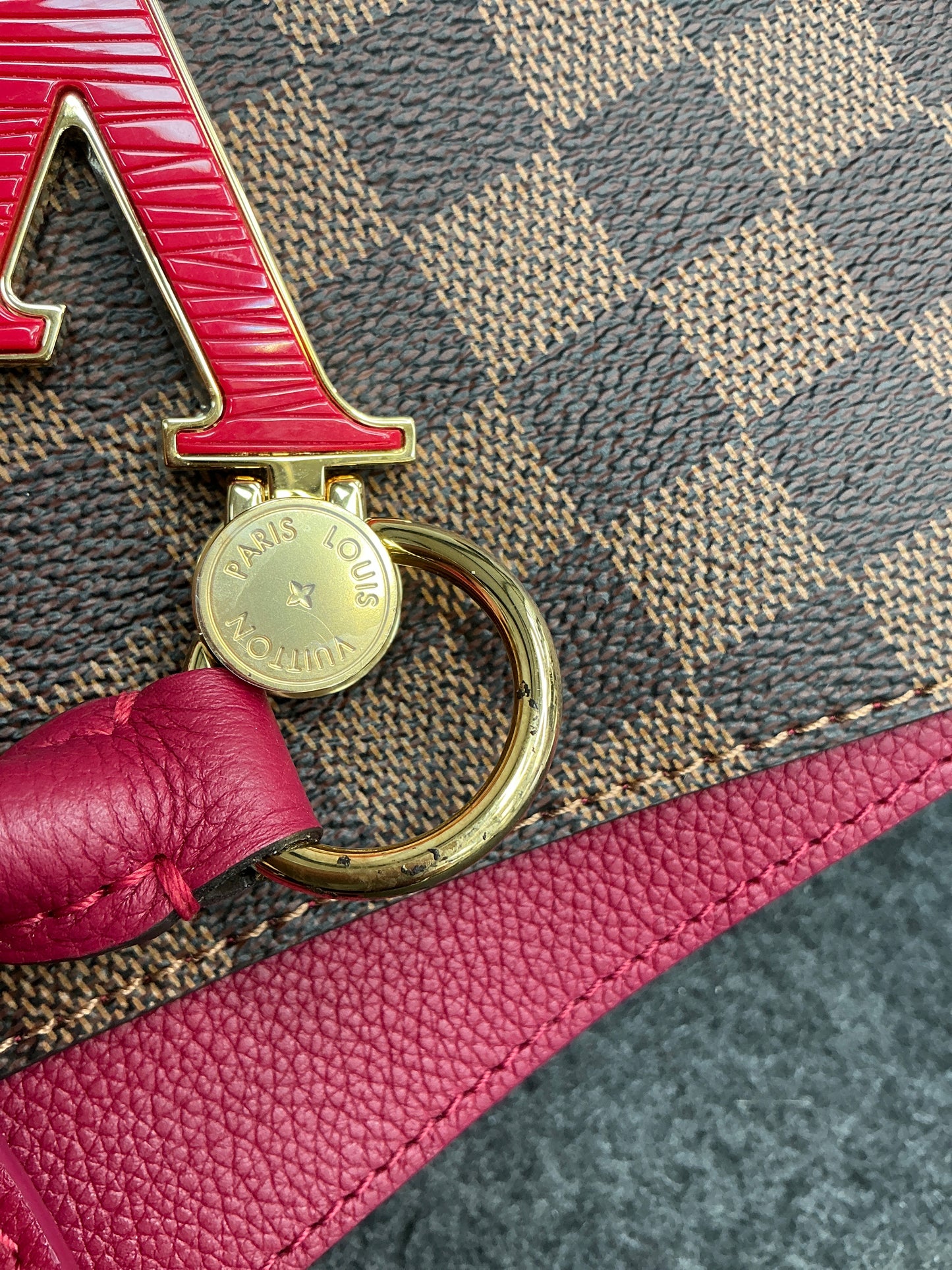 Louis Vuitton - Riverside - Leather - Brown - (medium)