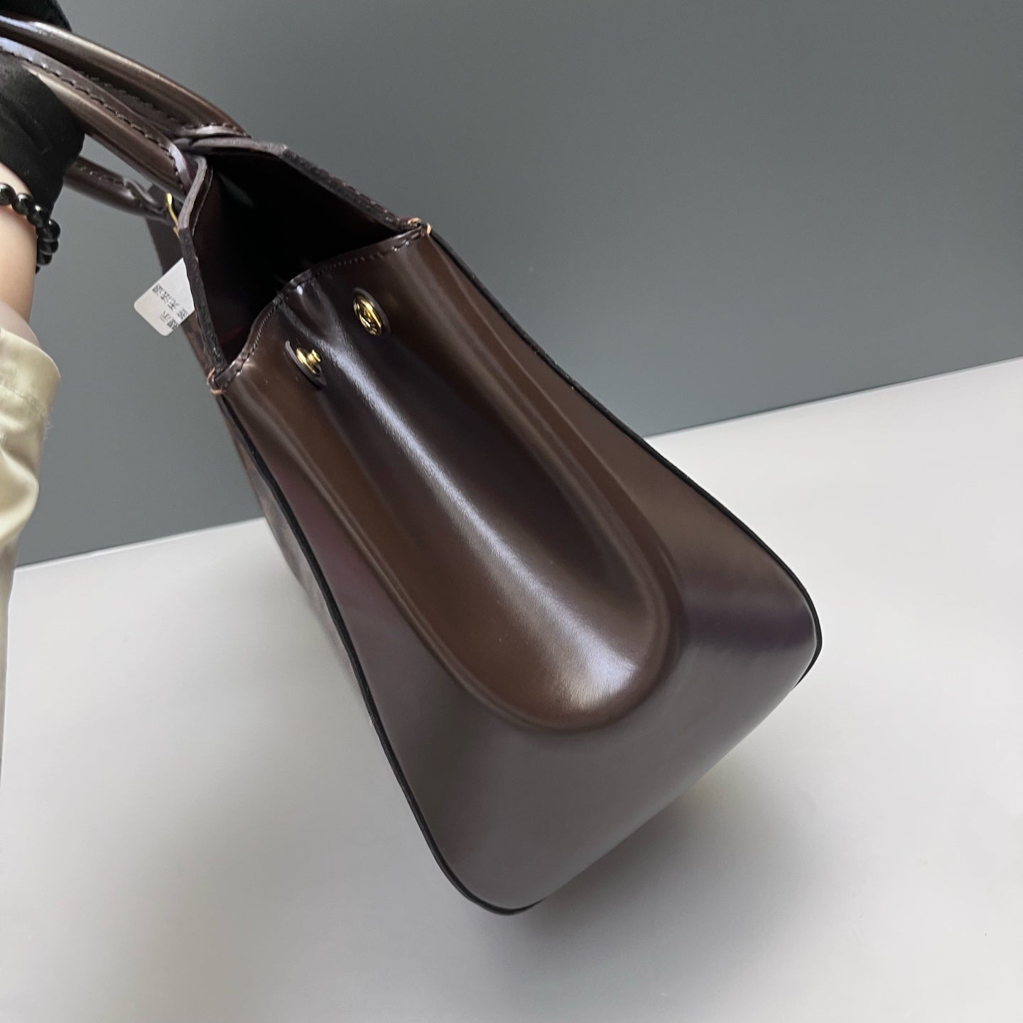 Louis Vuitton - Rivoli - Synthetic - Brown - (medium)