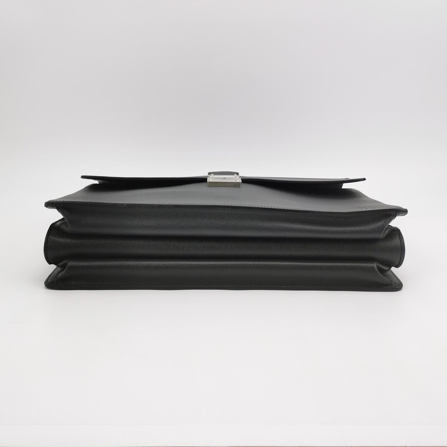 Louis Vuitton - Robusto - Leather - Black - (medium)