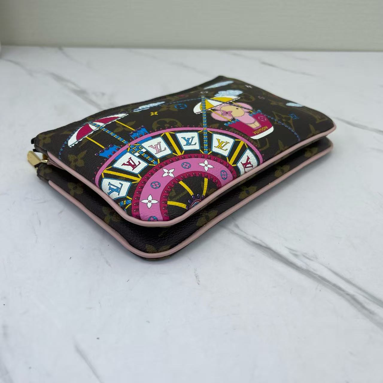 Louis Vuitton - Rose Ballerine Christmas Limited Edition Printed Chain Bag - Monogram coated canvas with leather trim - Multicolour - (mini)