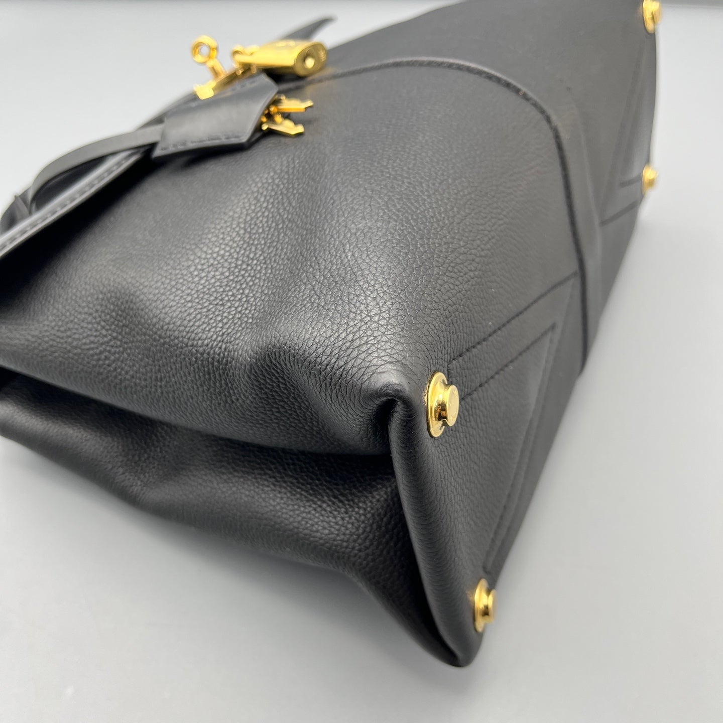 Louis Vuitton - Rose des Vents - Leather - Black