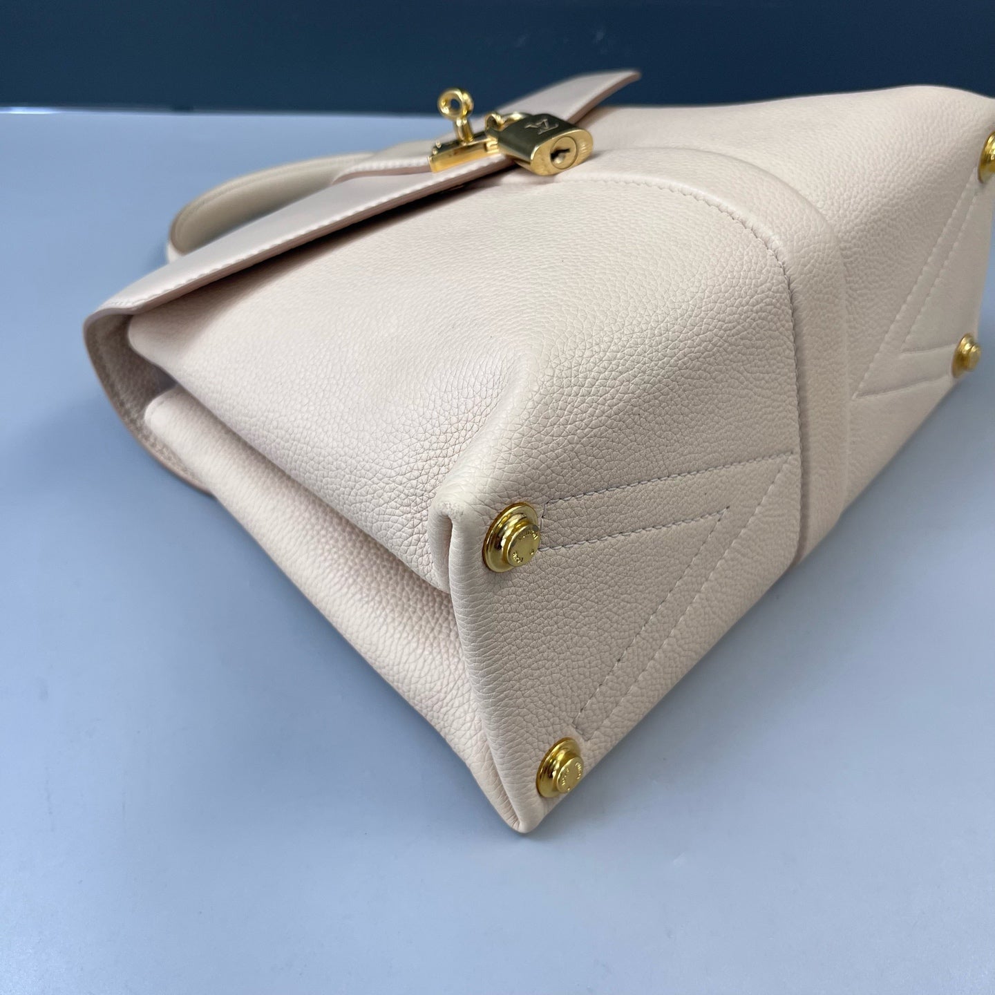 Louis Vuitton - Rose des Vents - Leather - Beige - (medium)