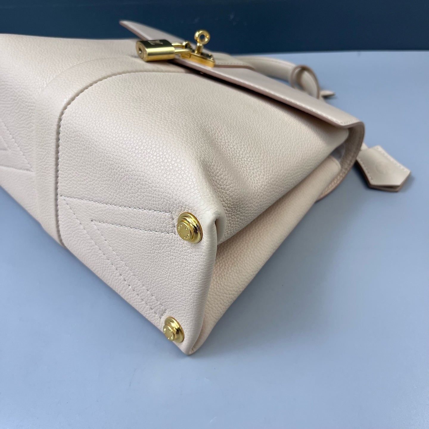 Louis Vuitton - Rose des Vents - Leather - Beige - (medium)