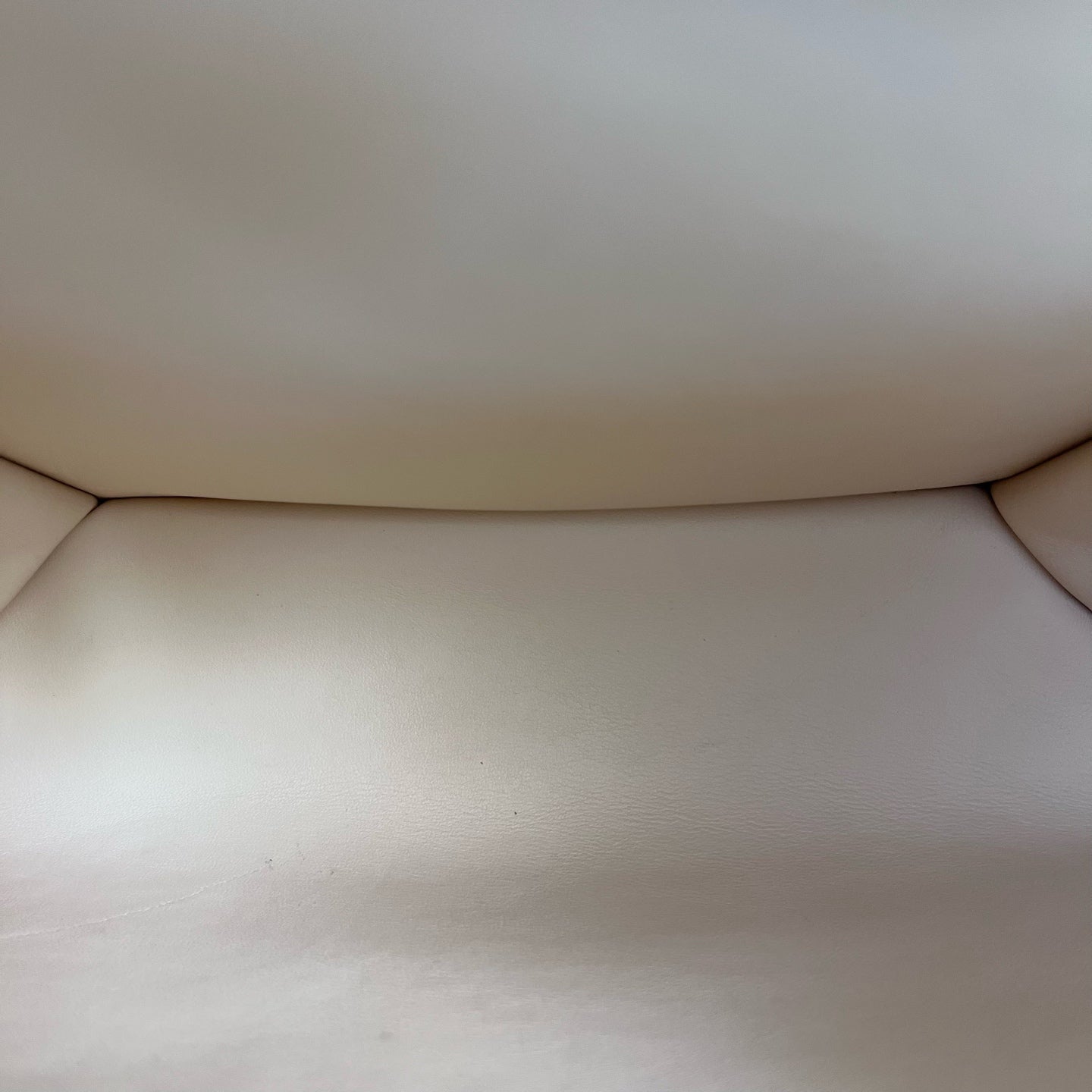 Louis Vuitton - Rose des Vents - Taurillon leather - Beige - (Medium)