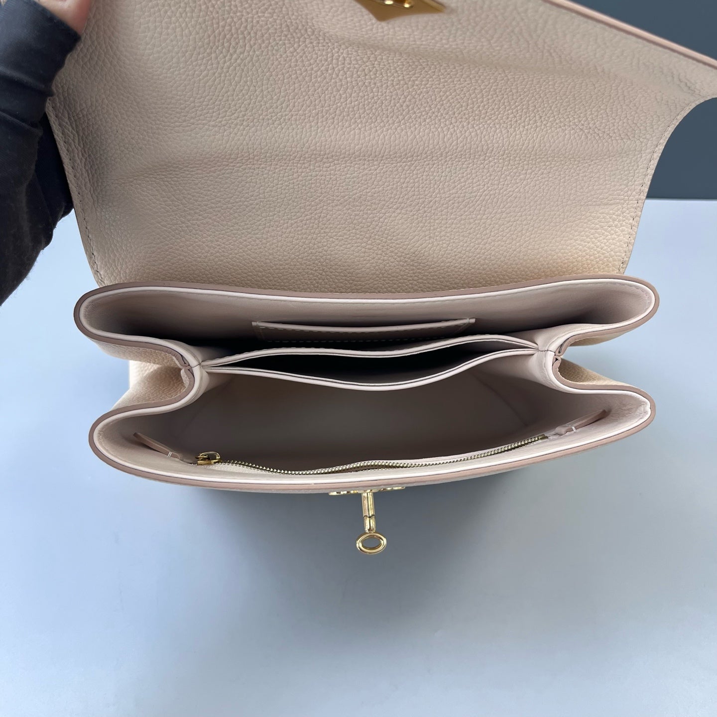 Louis Vuitton - Rose des Vents - Taurillon leather - Beige - (Medium)