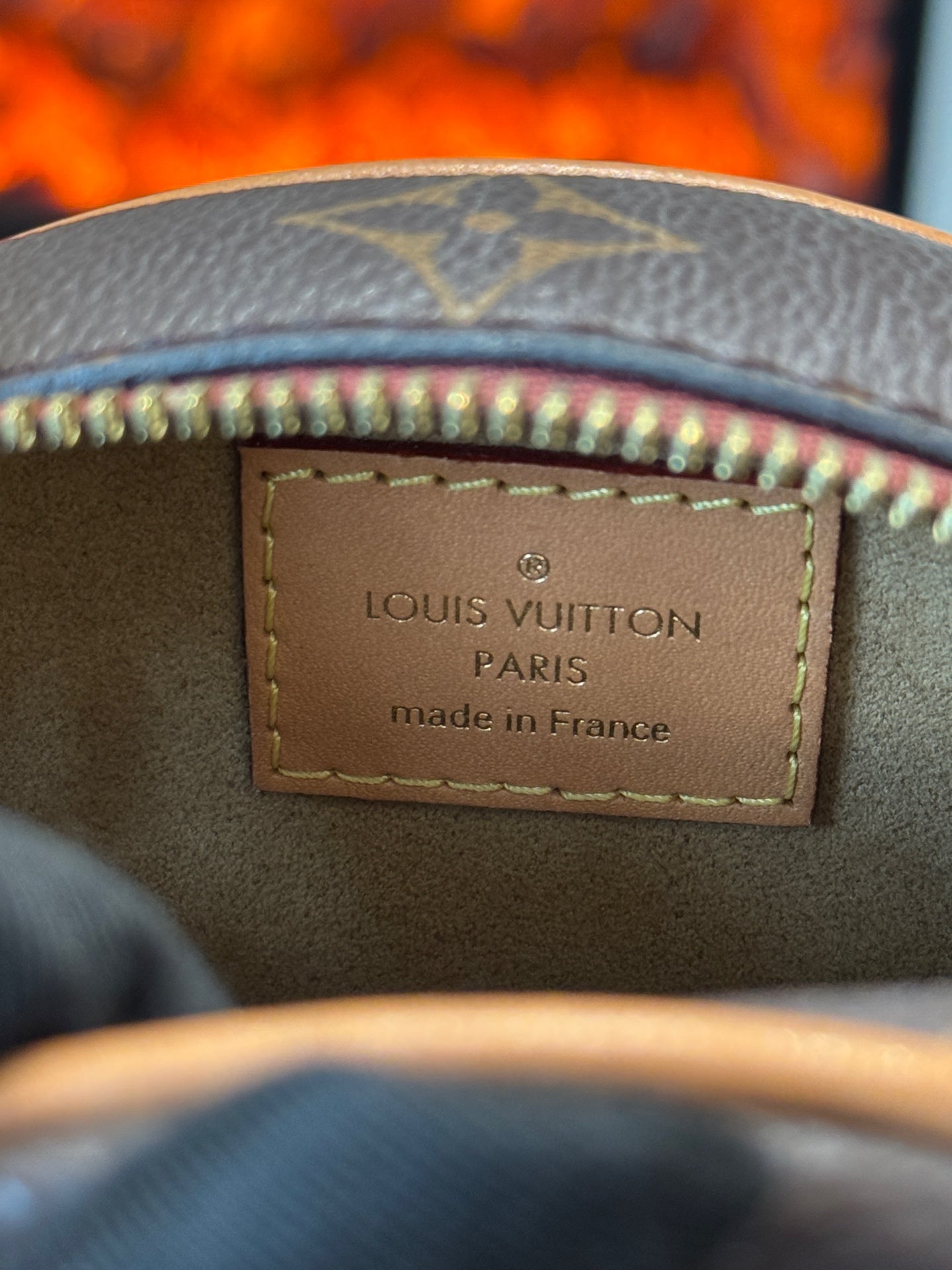 Louis Vuitton - Round Bag - Leather - Brown - (small)