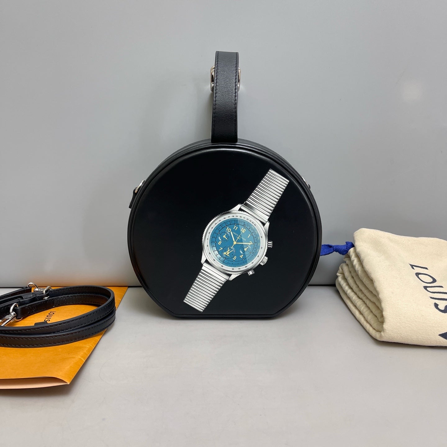 Louis Vuitton - Round Bag with Badge Limited Edition - Leather - Black - (mini)