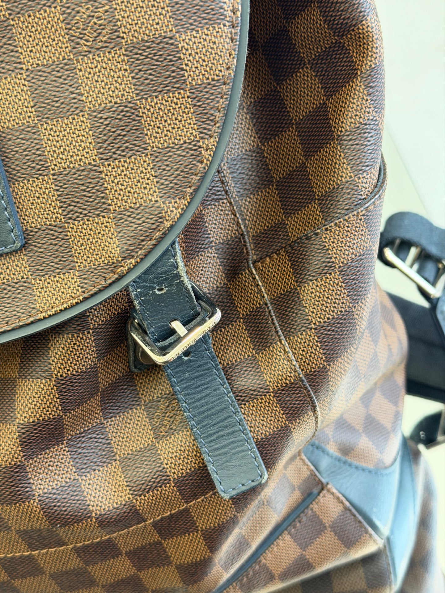 Louis Vuitton - Runner - Damier Ebene coated canvas with leather trim - Brown - (Large)