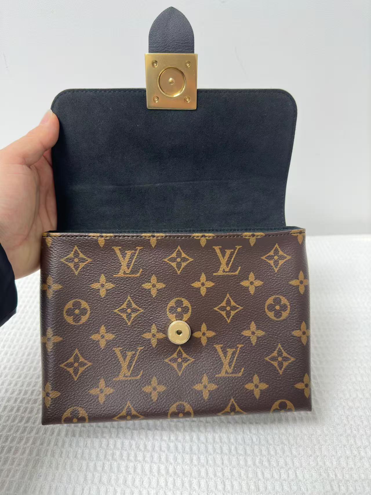 Louis Vuitton - Sac Plat BB - Monogram coated canvas and smooth cowhide leather - Black and Brown with Gold-tone Hardware - (Mini)