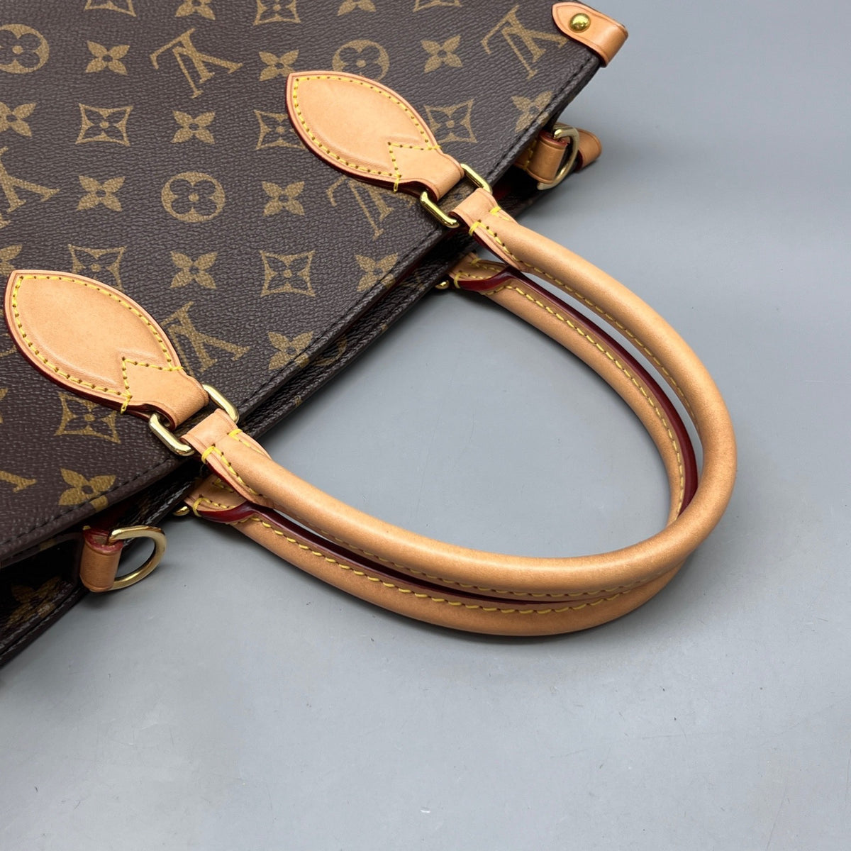 Louis Vuitton - Sac Plat - Leather - Brown - (medium)