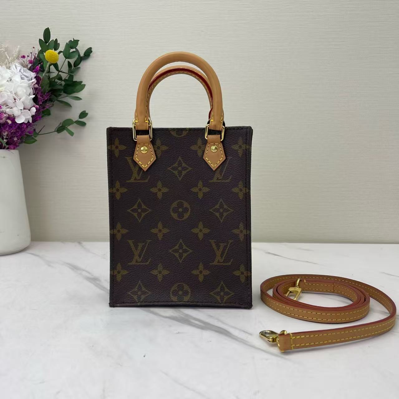 Louis Vuitton - Sac Plat Mini - Monogram coated canvas with Vachetta leather trim - Brown - (mini)