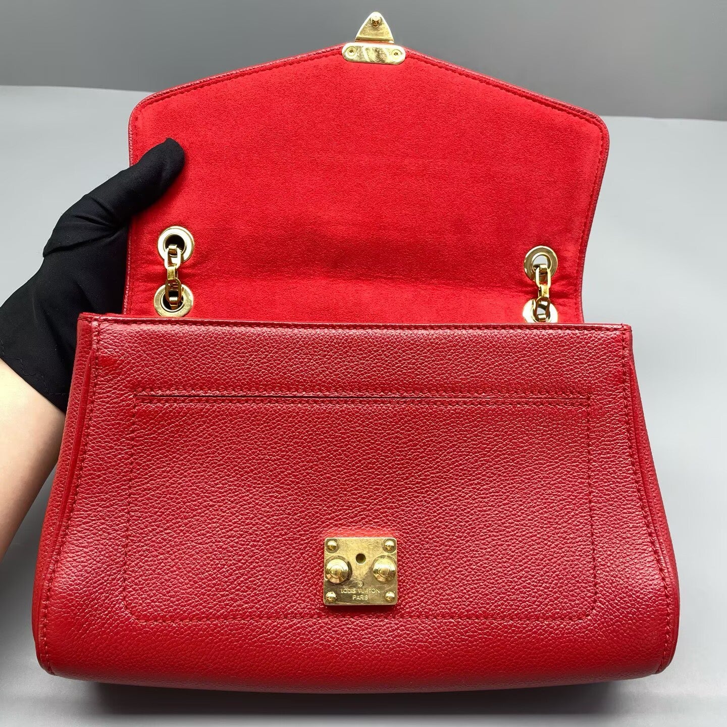 Louis Vuitton - Saint Germain - Grained leather - Red with Gold-Tone Hardware - (Medium)