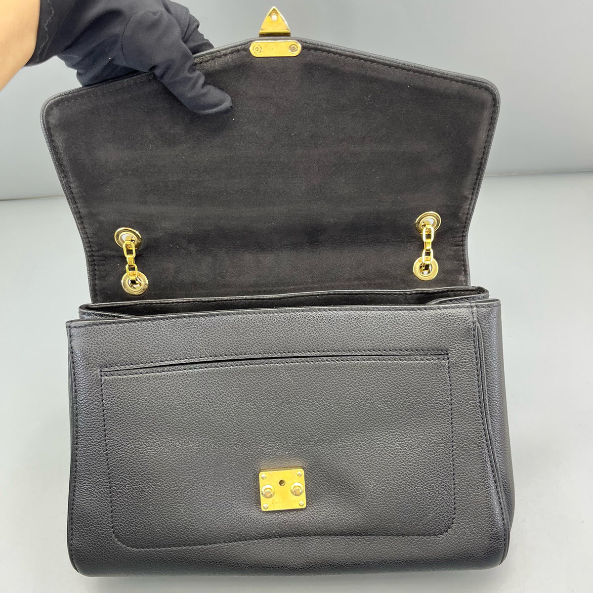 Louis Vuitton - Saint Germain - Leather - Black - (medium)