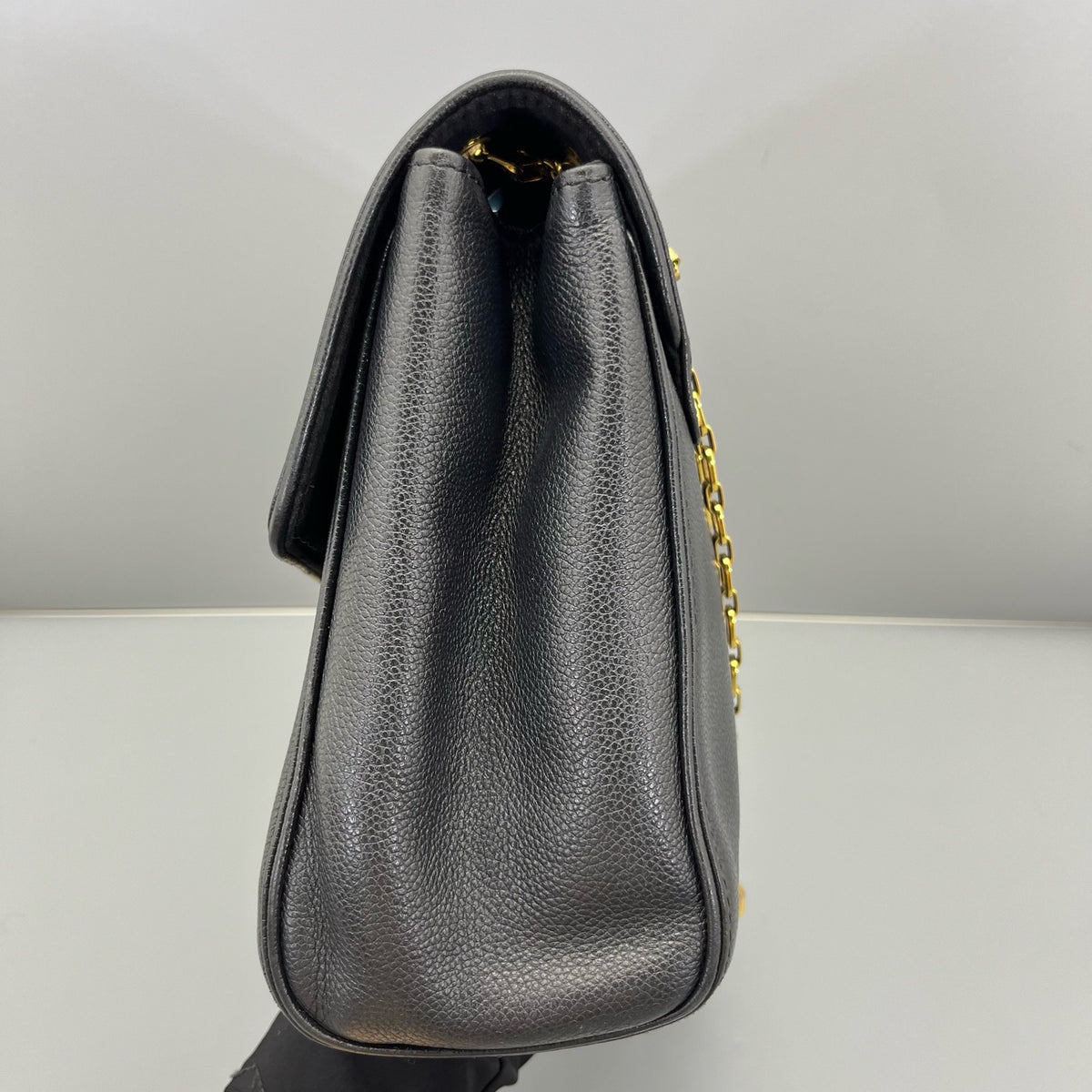 Louis Vuitton - Saint Germain - Leather - Black - (medium)