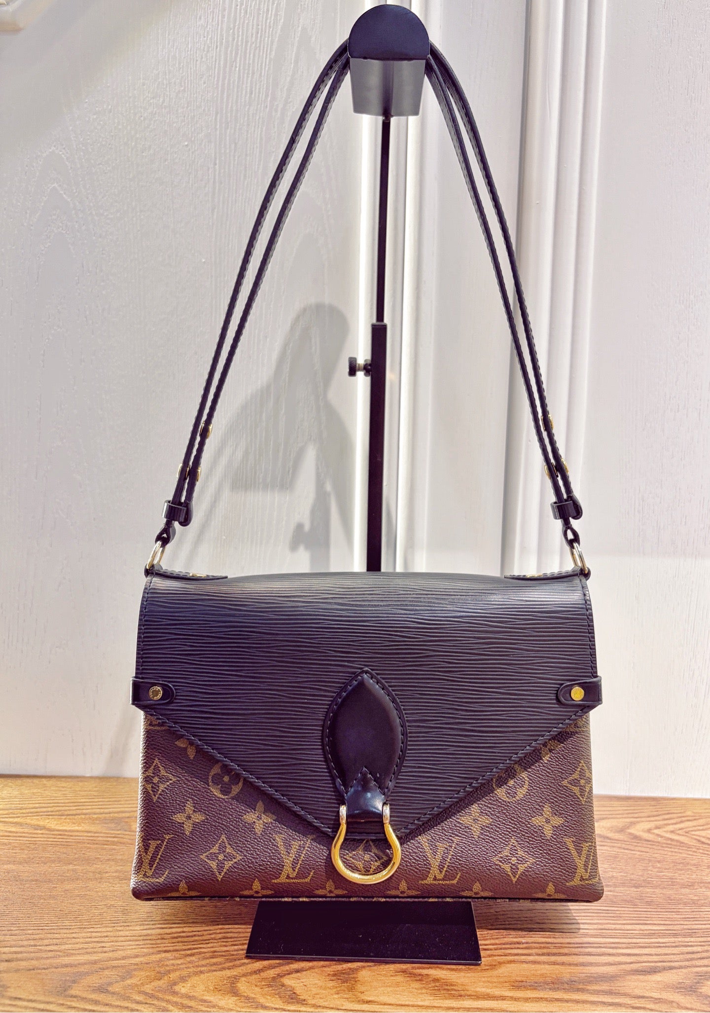 Louis Vuitton - Saint Michel - Leather - Brown - (mini)