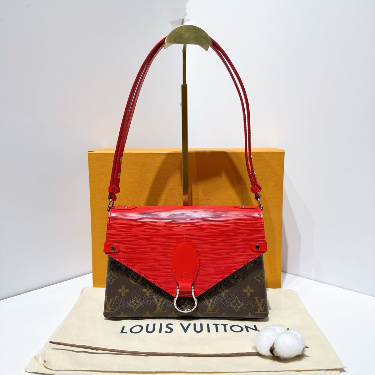 Louis Vuitton - Saint Michel - Leather - Multicolour - (small)