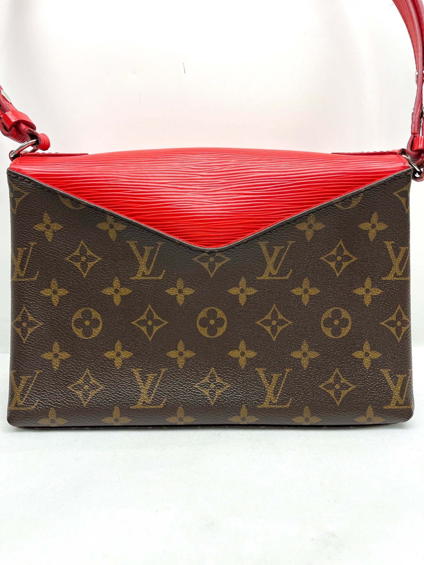 Louis Vuitton - Saint Michel - Leather - Multicolour - (small)