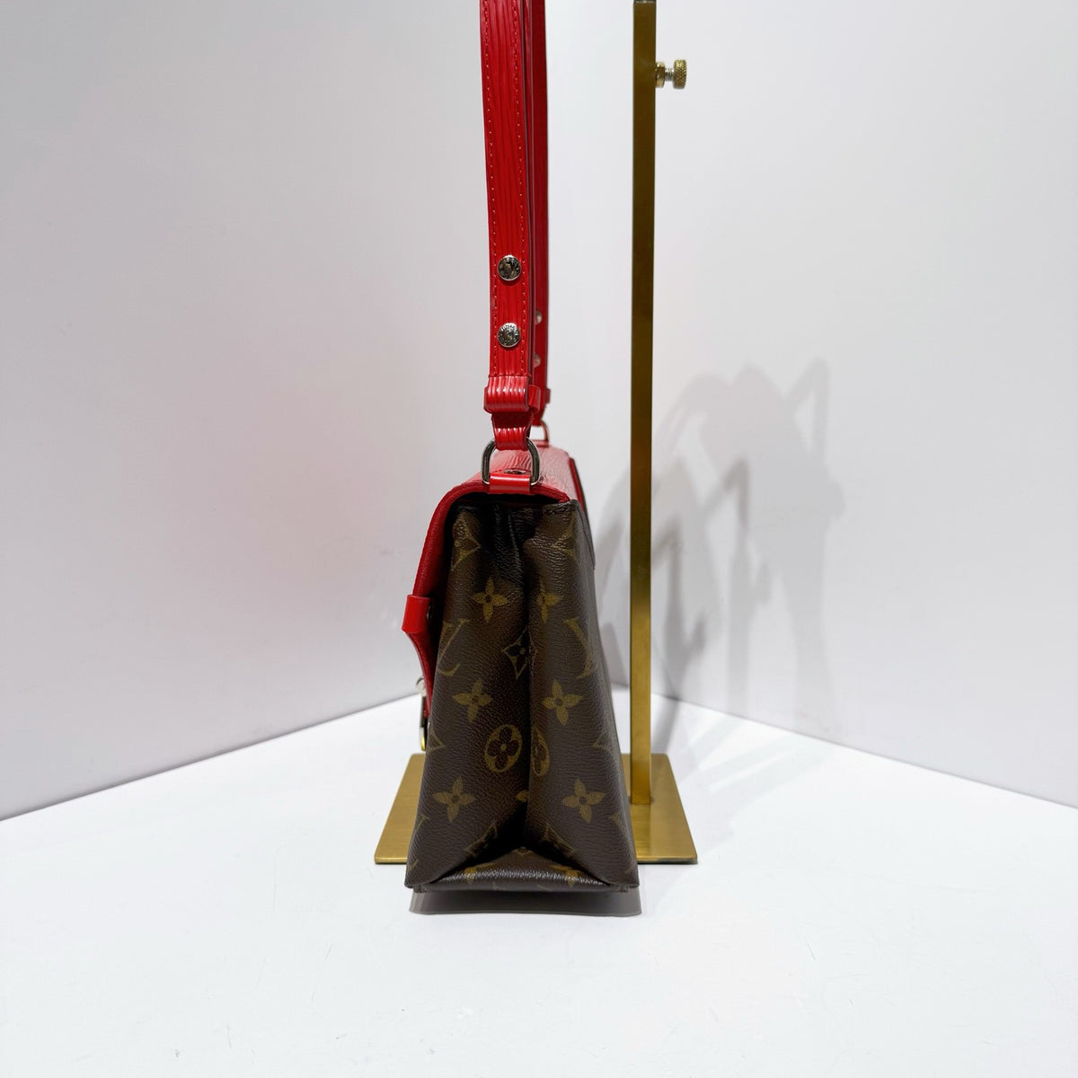Louis Vuitton - Saint Michel - Leather - Multicolour - (small)