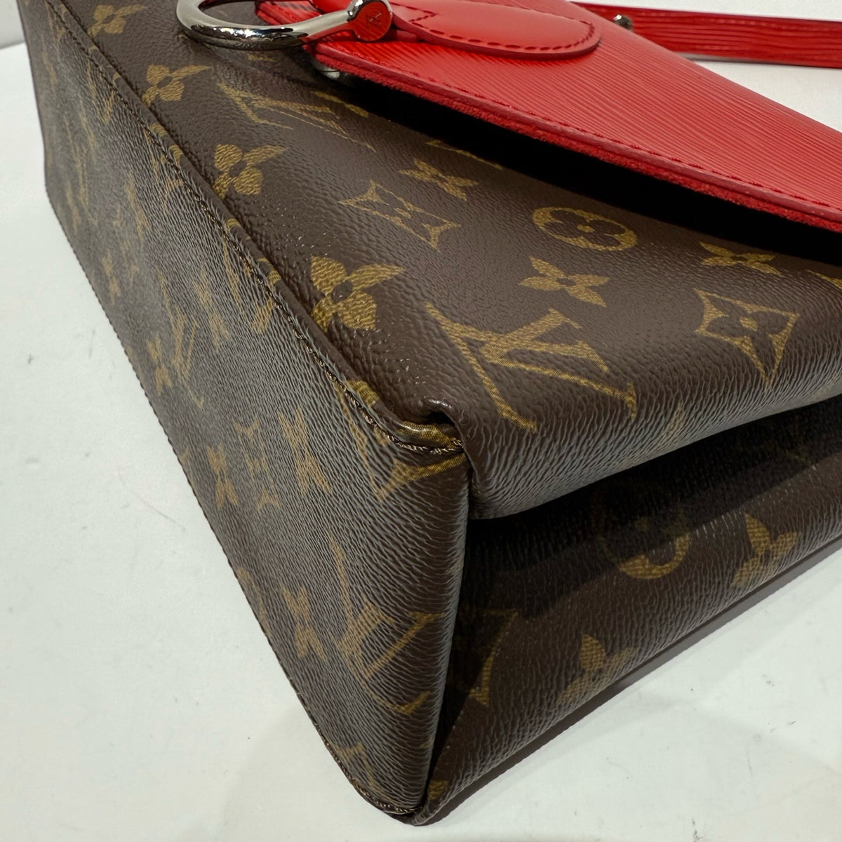 Louis Vuitton - Saint Michel - Leather - Multicolour - (small)