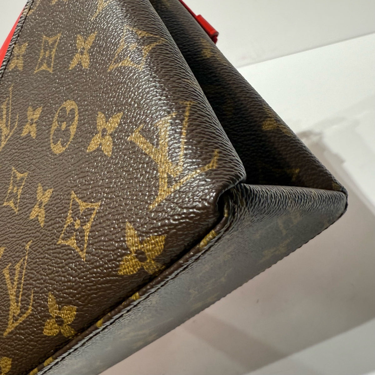 Louis Vuitton - Saint Michel - Leather - Multicolour - (small)