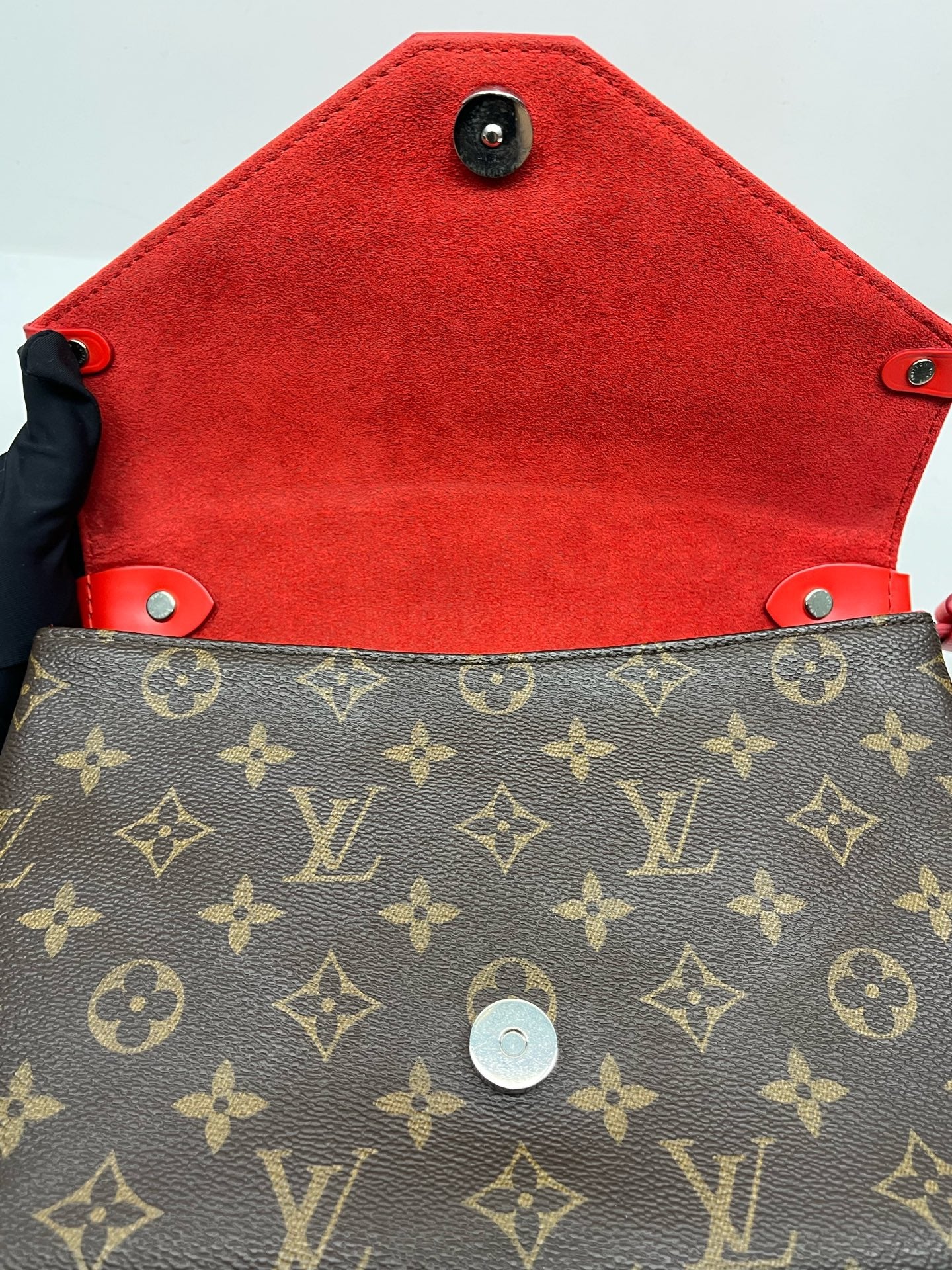 Louis Vuitton - Saint Michel - Leather - Multicolour - (small)