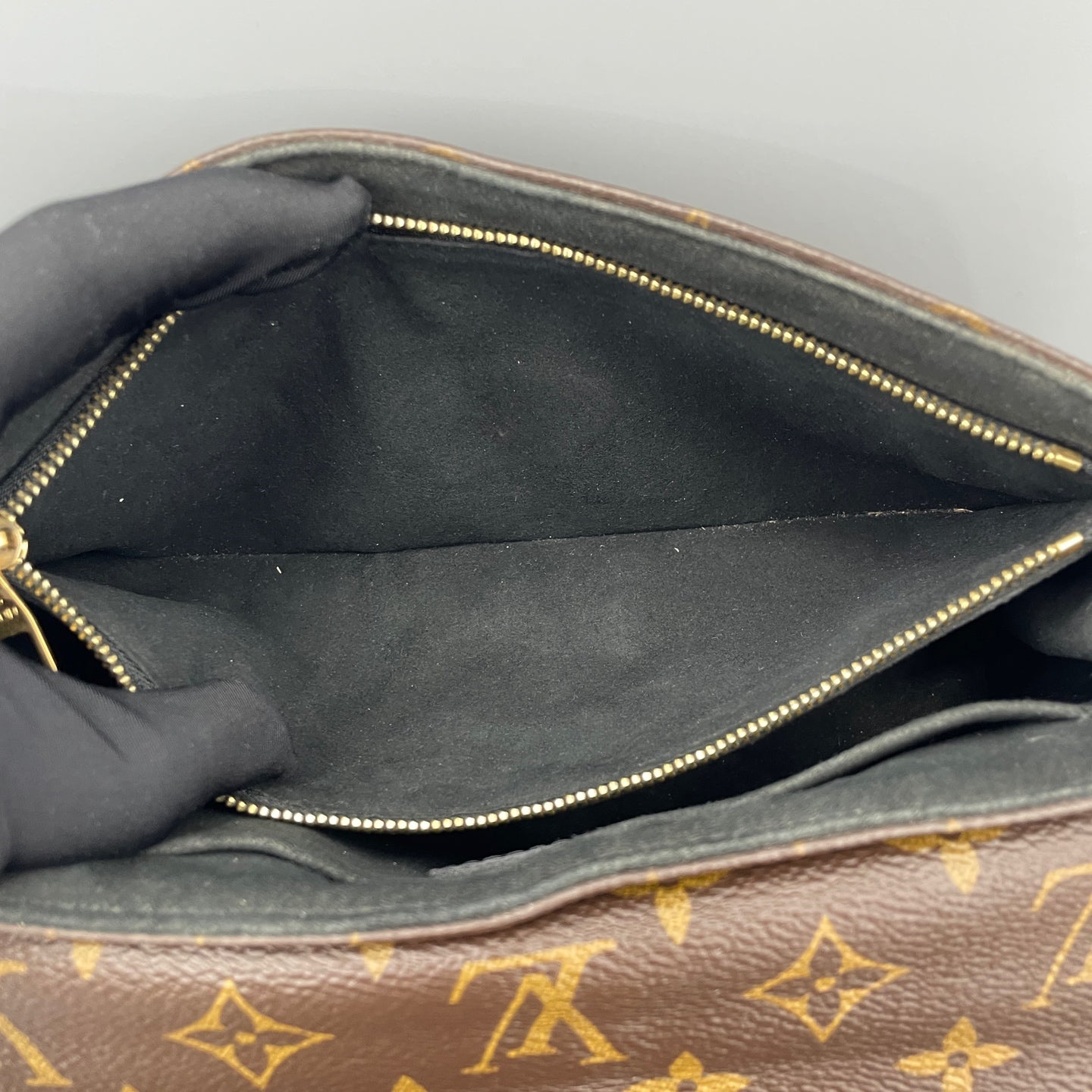 Louis Vuitton - Saint Placide - Leather - Multicolour - (medium)