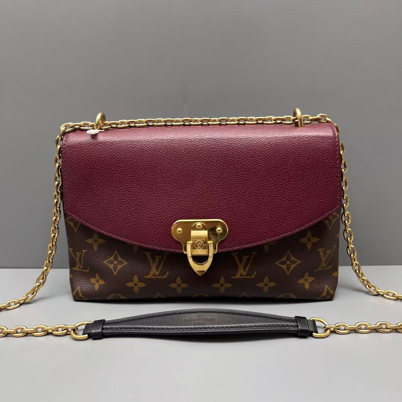 Louis Vuitton - Saint Placide - Monogram coated canvas and grained leather - Brown and Burgundy - (Small)
