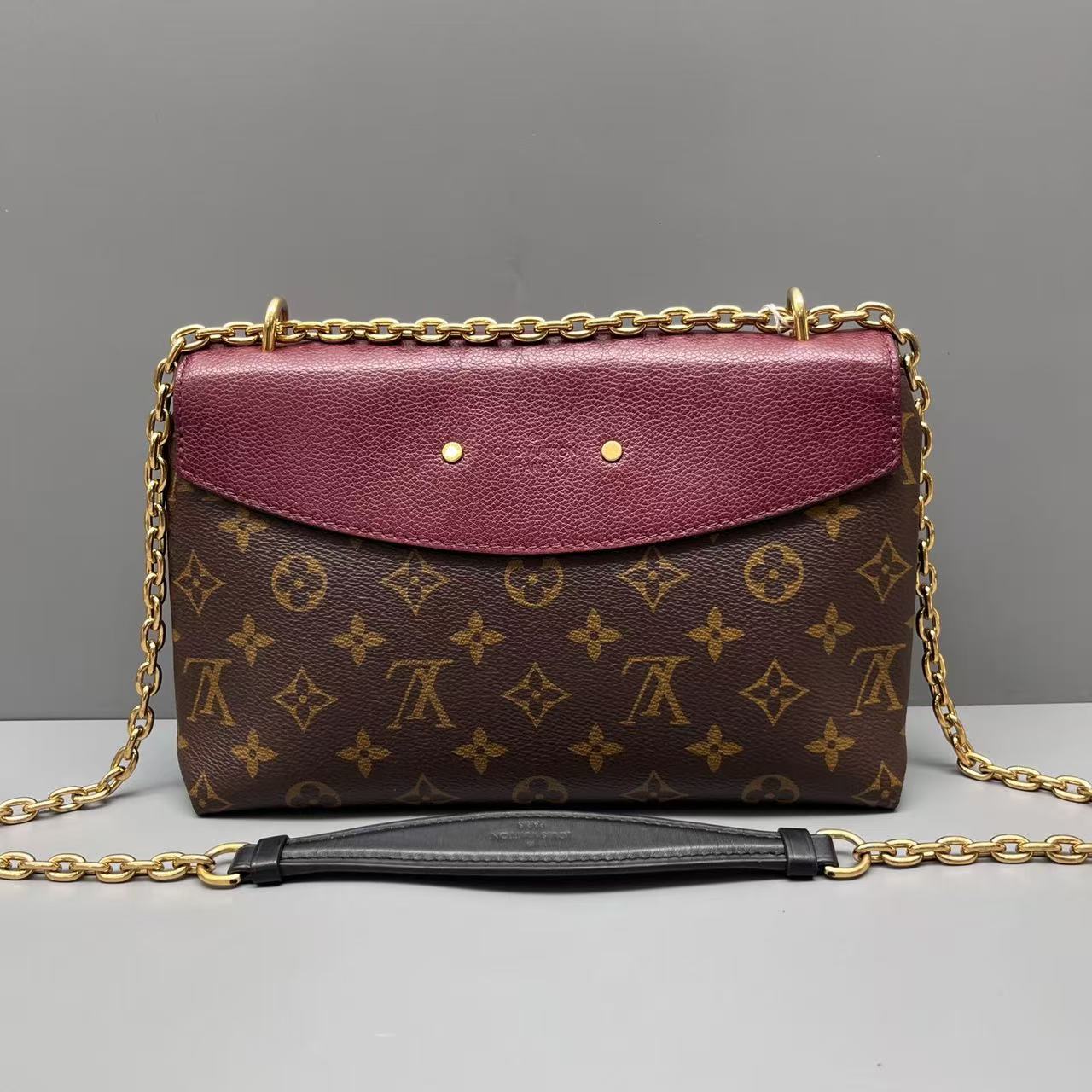 Louis Vuitton - Saint Placide - Monogram coated canvas and grained leather - Brown and Burgundy - (Small)