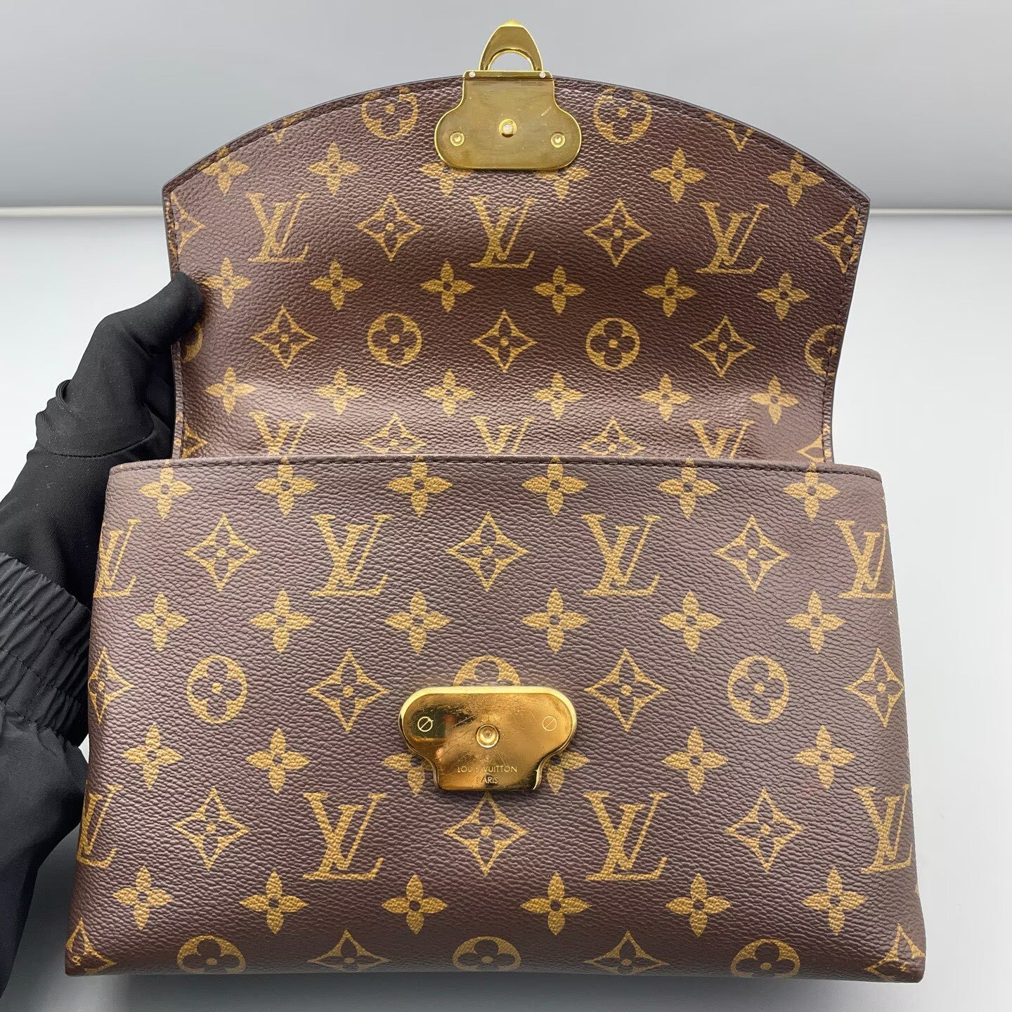 Louis Vuitton - Saint Placide - Monogram coated canvas with grained leather trim - Brown and Burgundy - (medium)