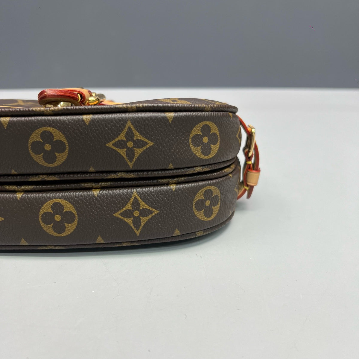 Louis Vuitton - Saumur BB - Cloth - Brown - (small)