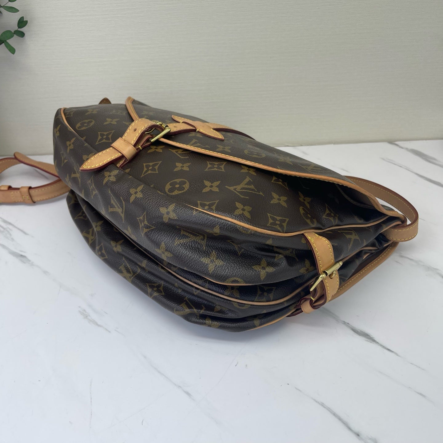Louis Vuitton - Saumur - Leather - Brown - (Large)