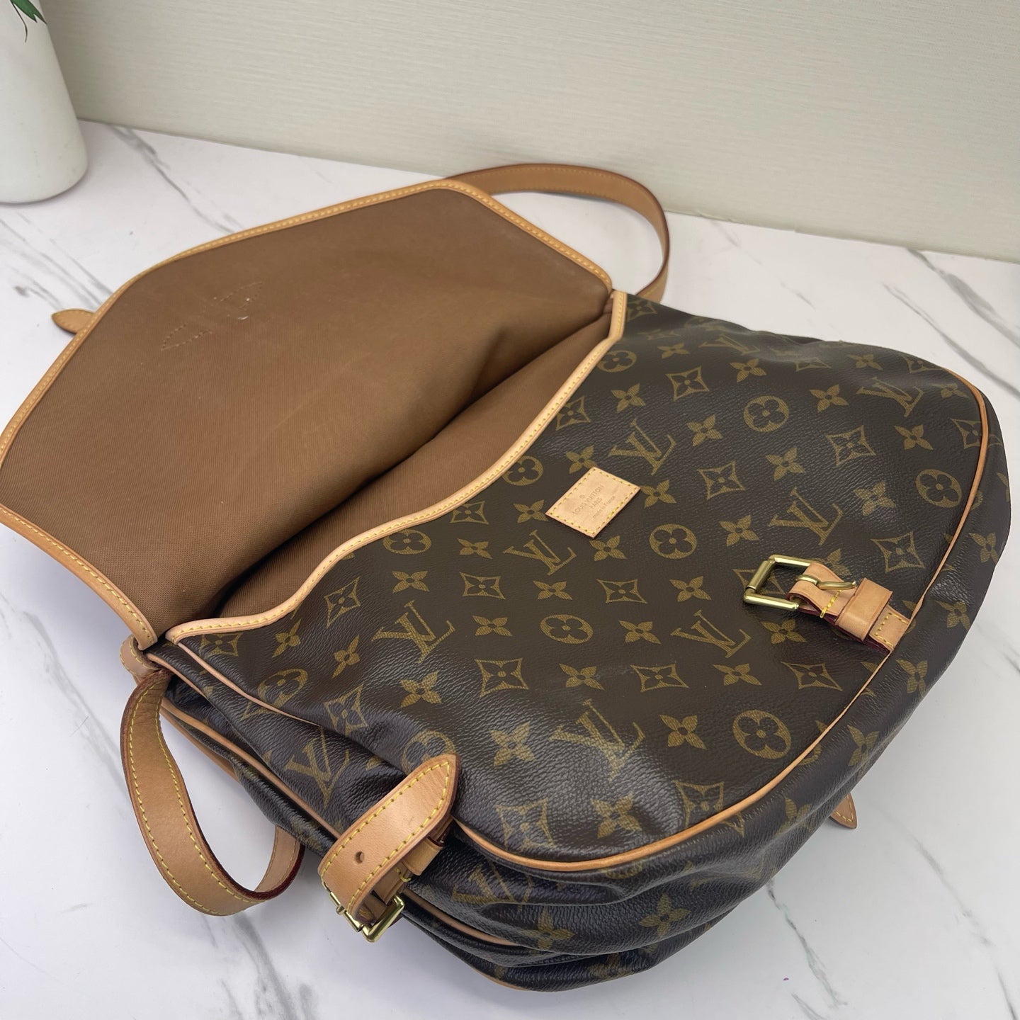 Louis Vuitton - Saumur - Leather - Brown - (large)