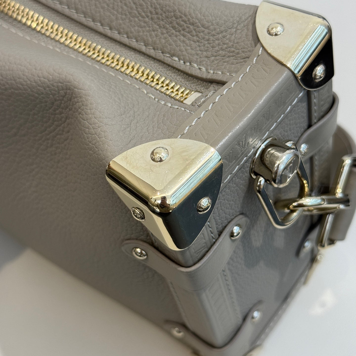 Louis Vuitton - Side Trunk Soft Trunk - Grained leather - Grey - (mini)