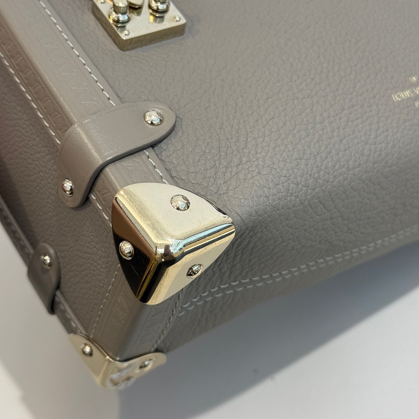 Louis Vuitton - Side Trunk Soft Trunk - Grained leather - Grey - (mini)
