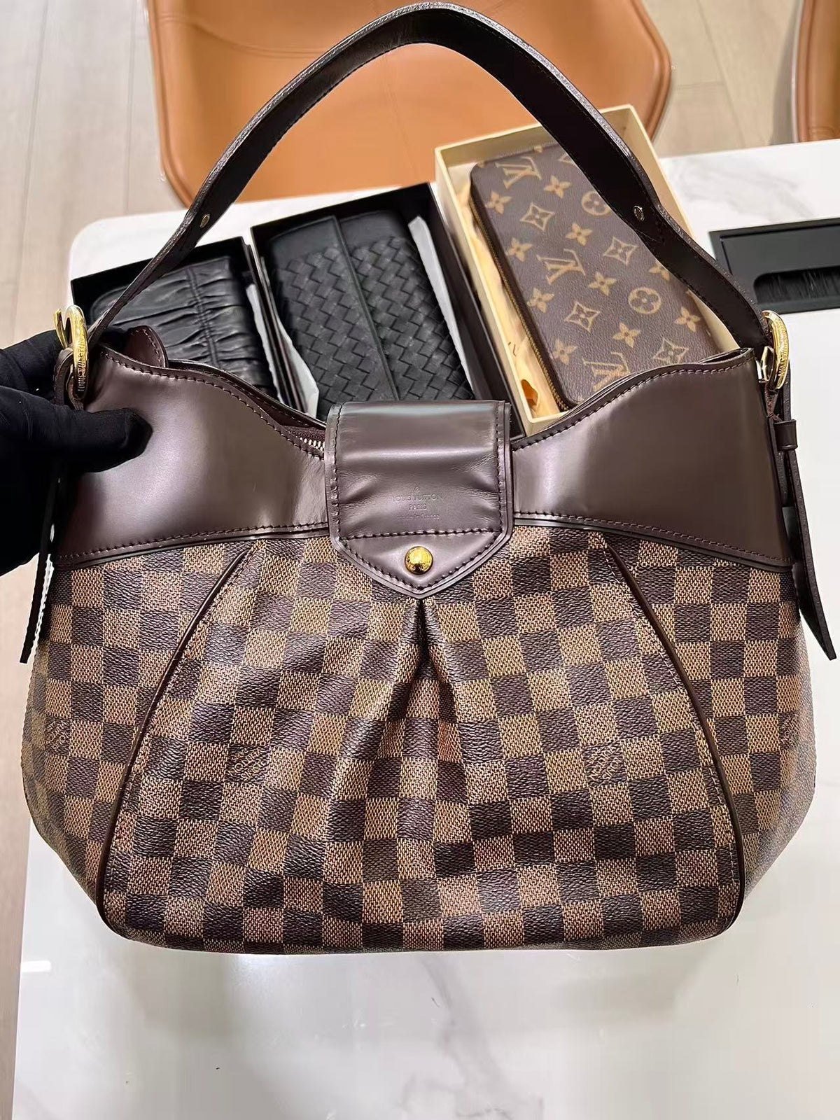 Louis Vuitton - Sistina - Cloth - Brown - (medium)