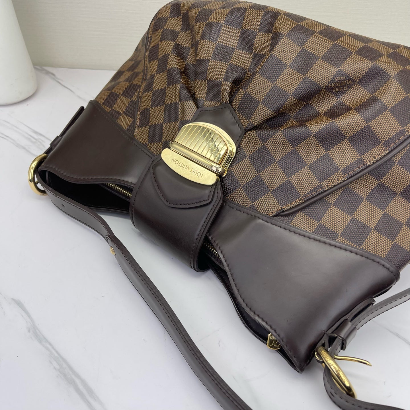 Louis Vuitton - Sistina - Synthetic - Brown - (medium)