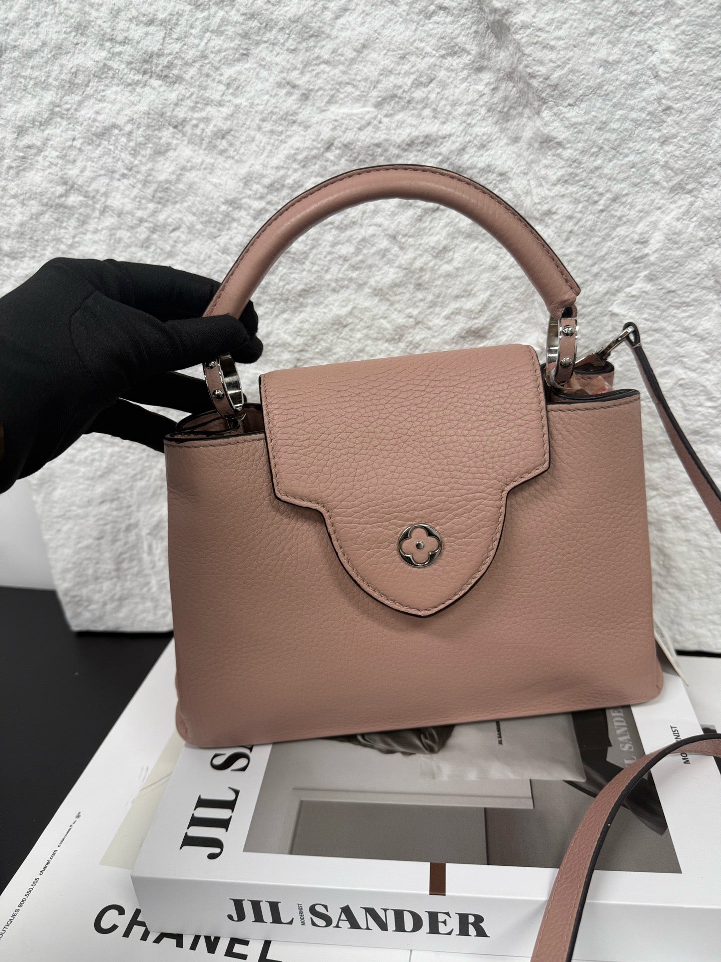 Louis Vuitton - Small Flap Top Handle Bag with Flower Lock - Leather - Pink - (small)