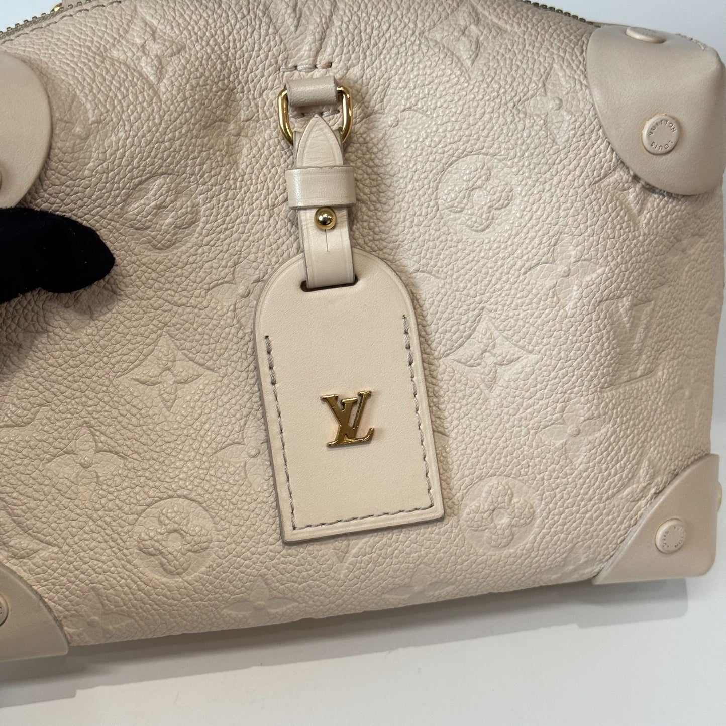Louis Vuitton - Soft Trunk - Leather - Beige