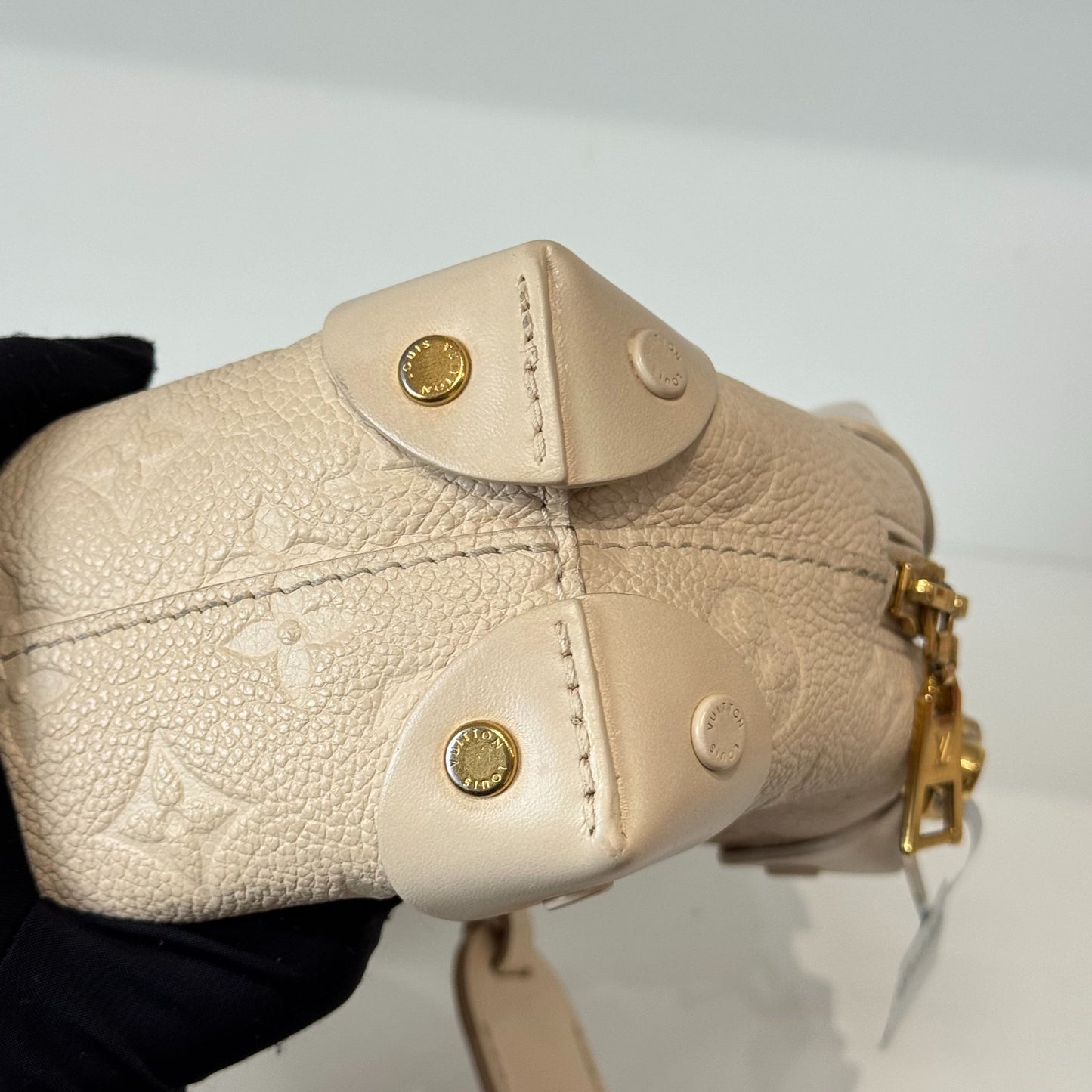 Louis Vuitton - Soft Trunk - Leather - Beige