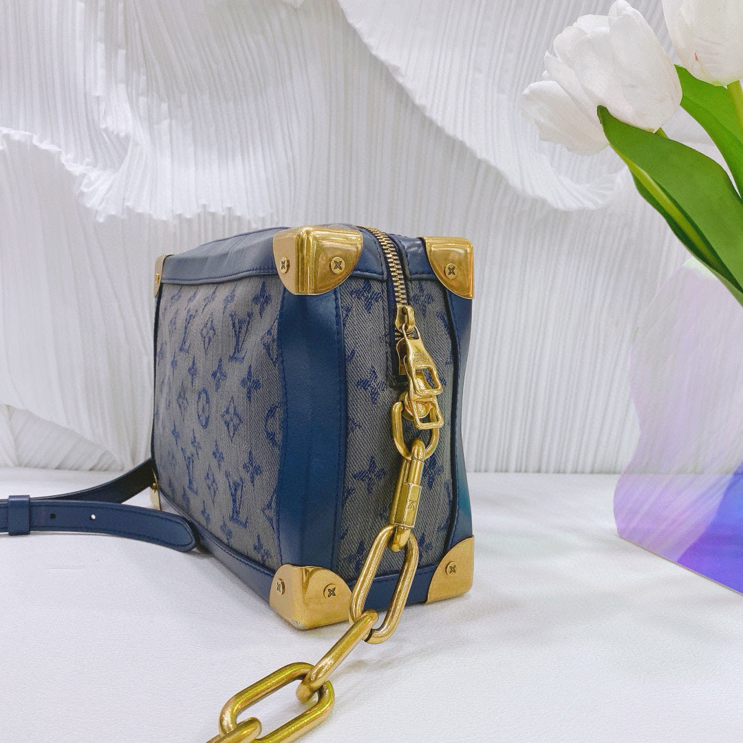 Louis Vuitton - Soft Trunk - Denim - Jeans - Blue