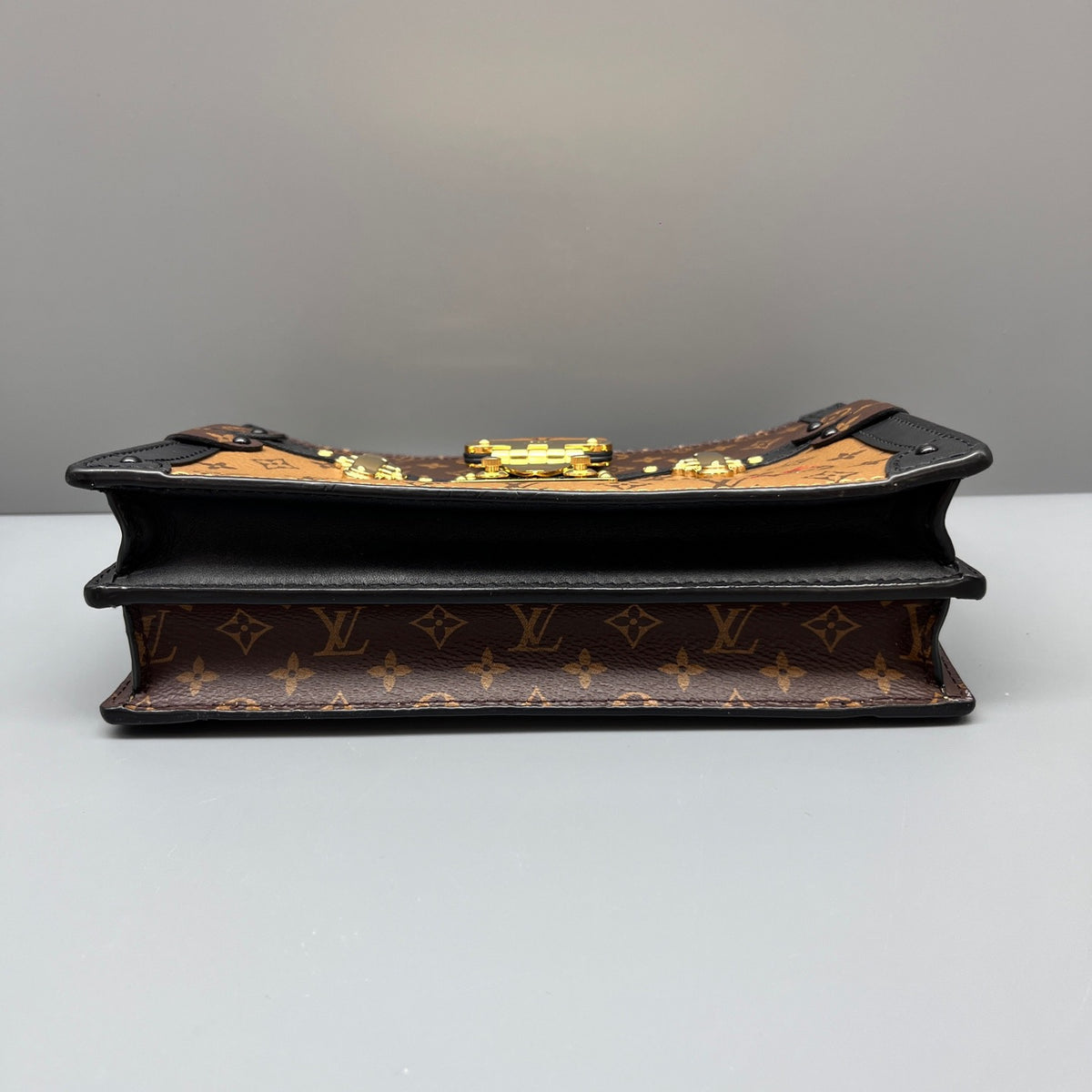 Louis Vuitton - Soft Trunk Clutch - Leather - Multicolour - (mini)