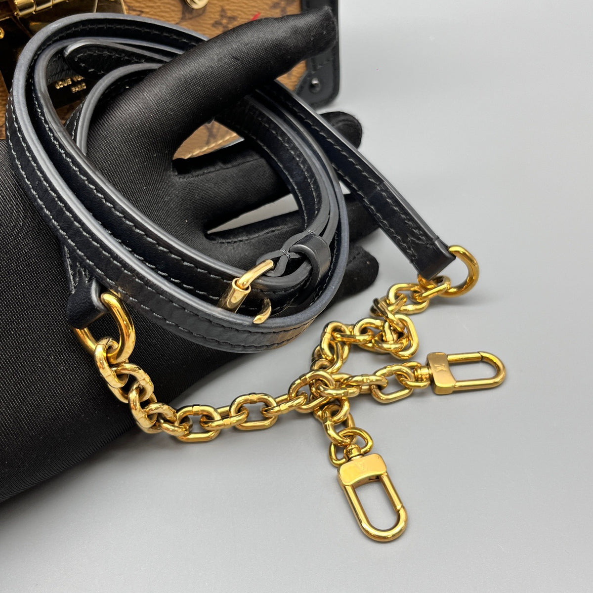 Louis Vuitton - Soft Trunk Clutch - Leather - Multicolour - (mini)
