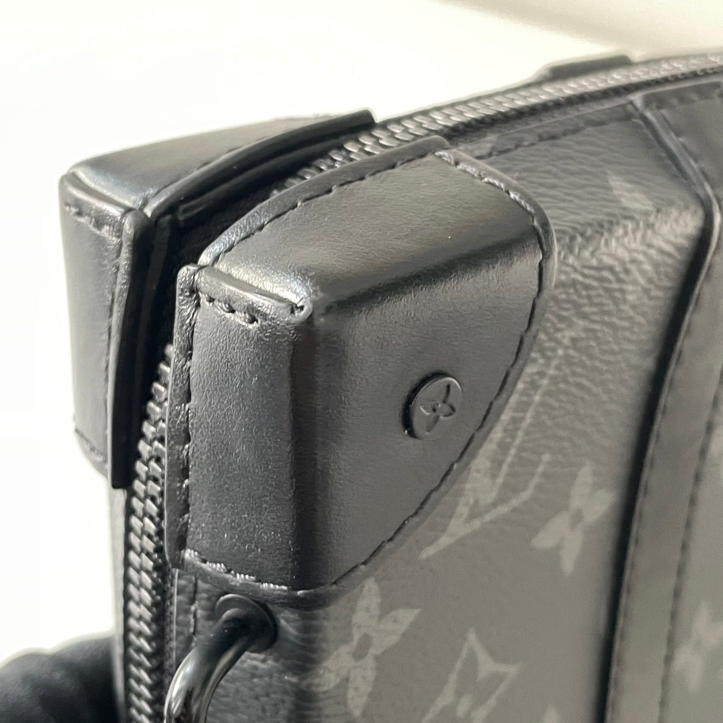 Louis Vuitton - Soft Trunk - Leather - Black - (mini)
