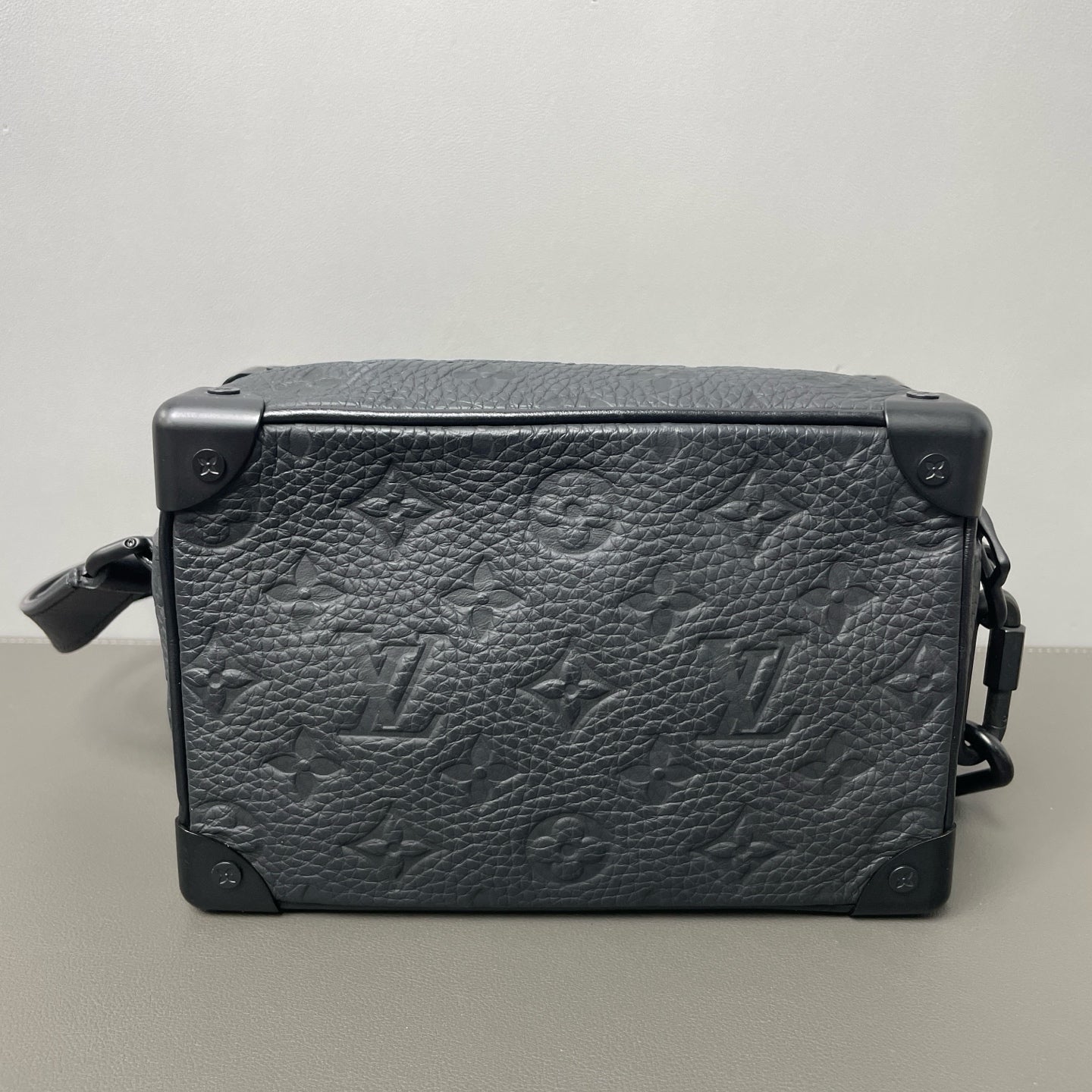 Louis Vuitton - Soft Trunk - Leather - Black - (small)