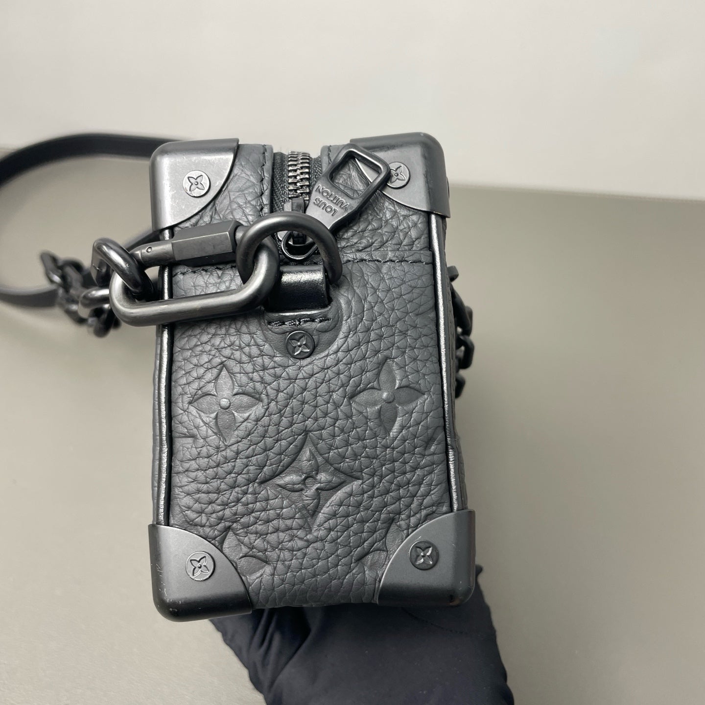 Louis Vuitton - Soft Trunk - Leather - Black - (small)