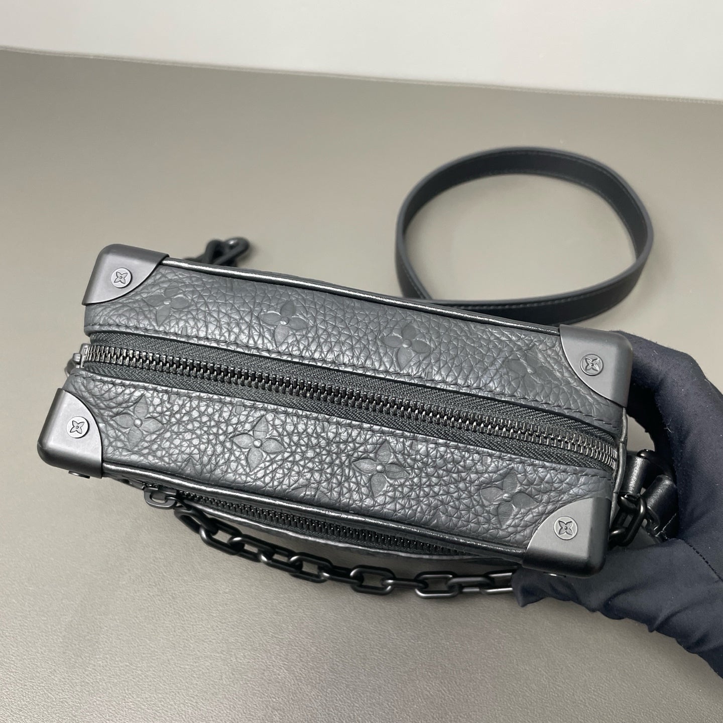 Louis Vuitton - Soft Trunk - Leather - Black - (small)