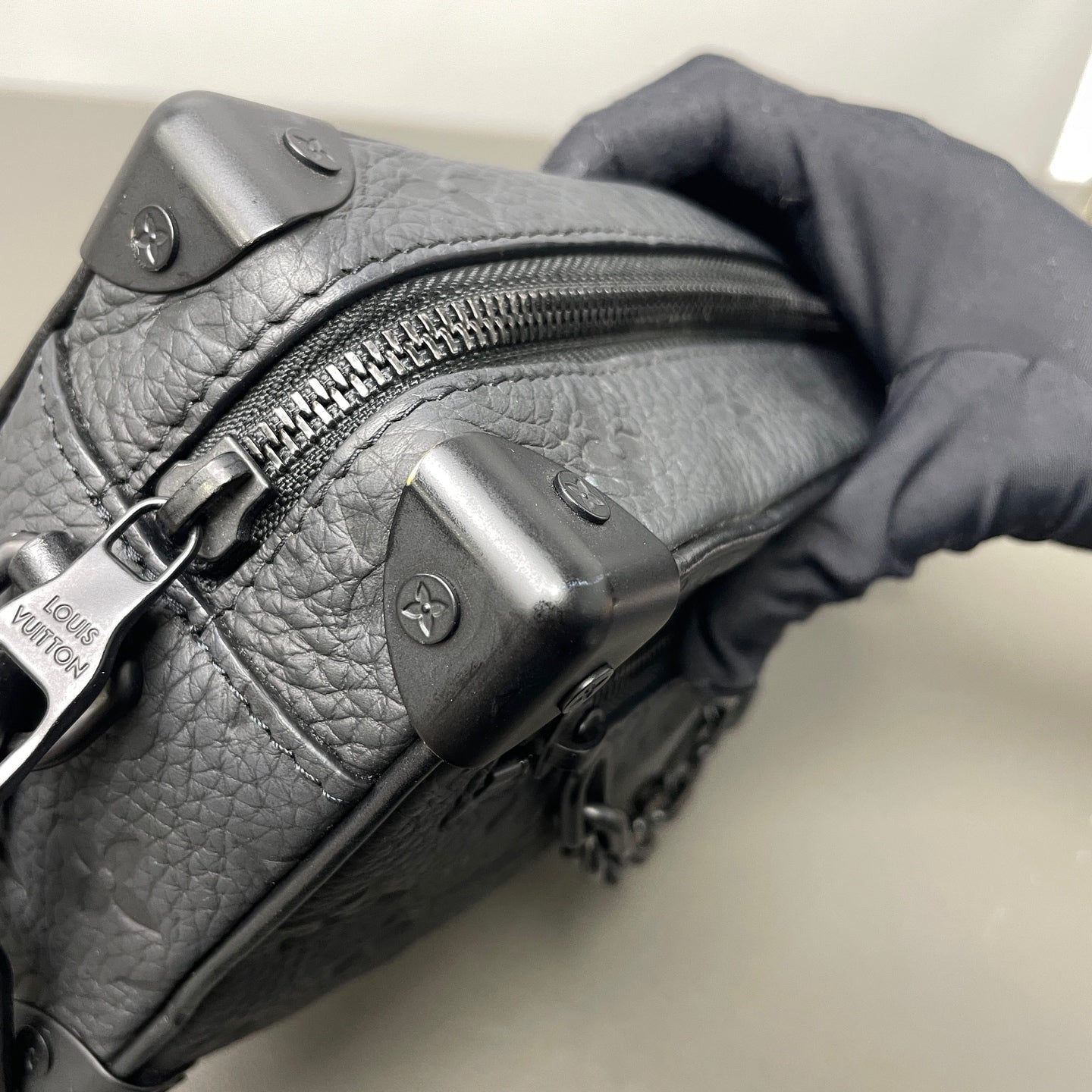 Louis Vuitton - Soft Trunk - Leather - Black - (small)