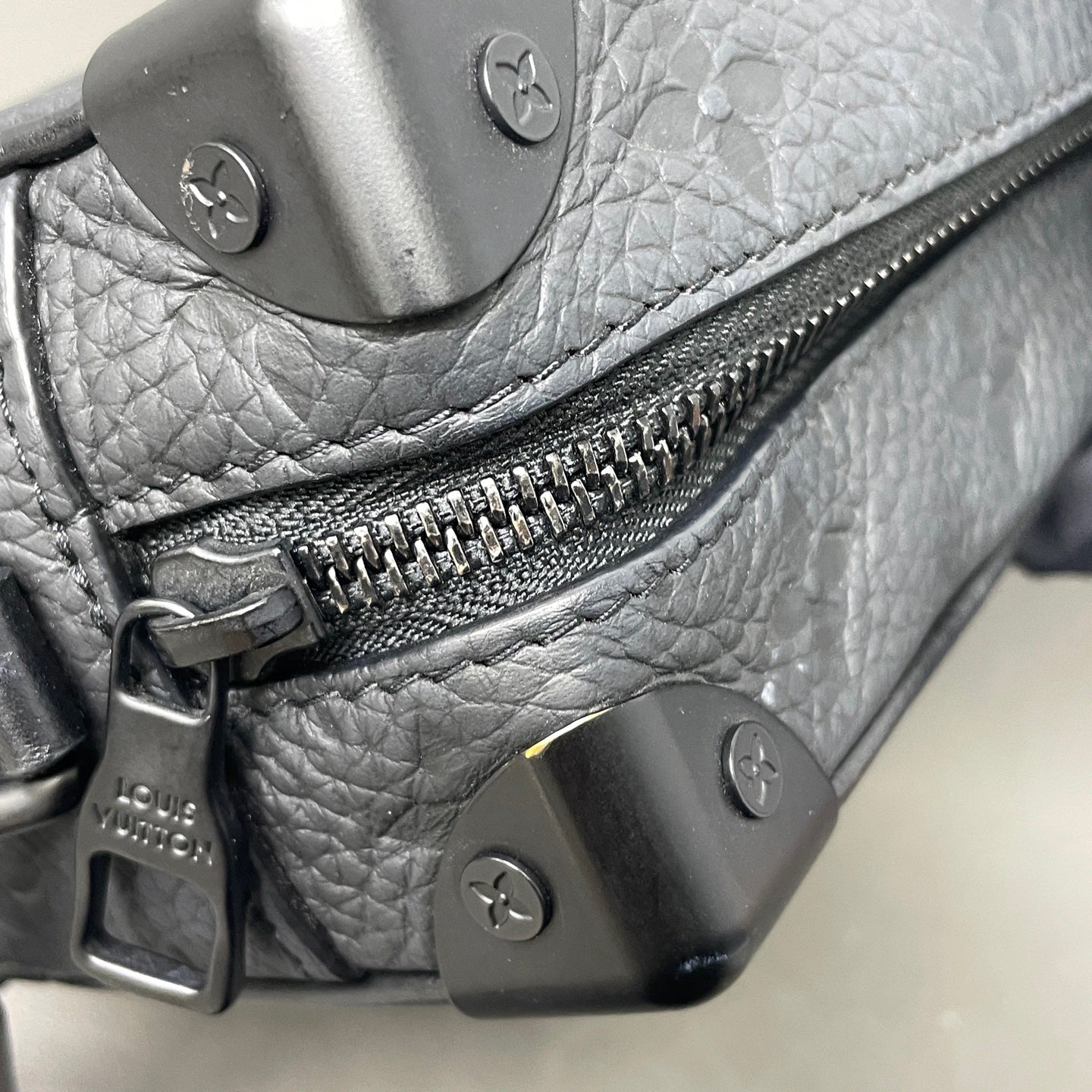 Louis Vuitton - Soft Trunk - Leather - Black - (small)