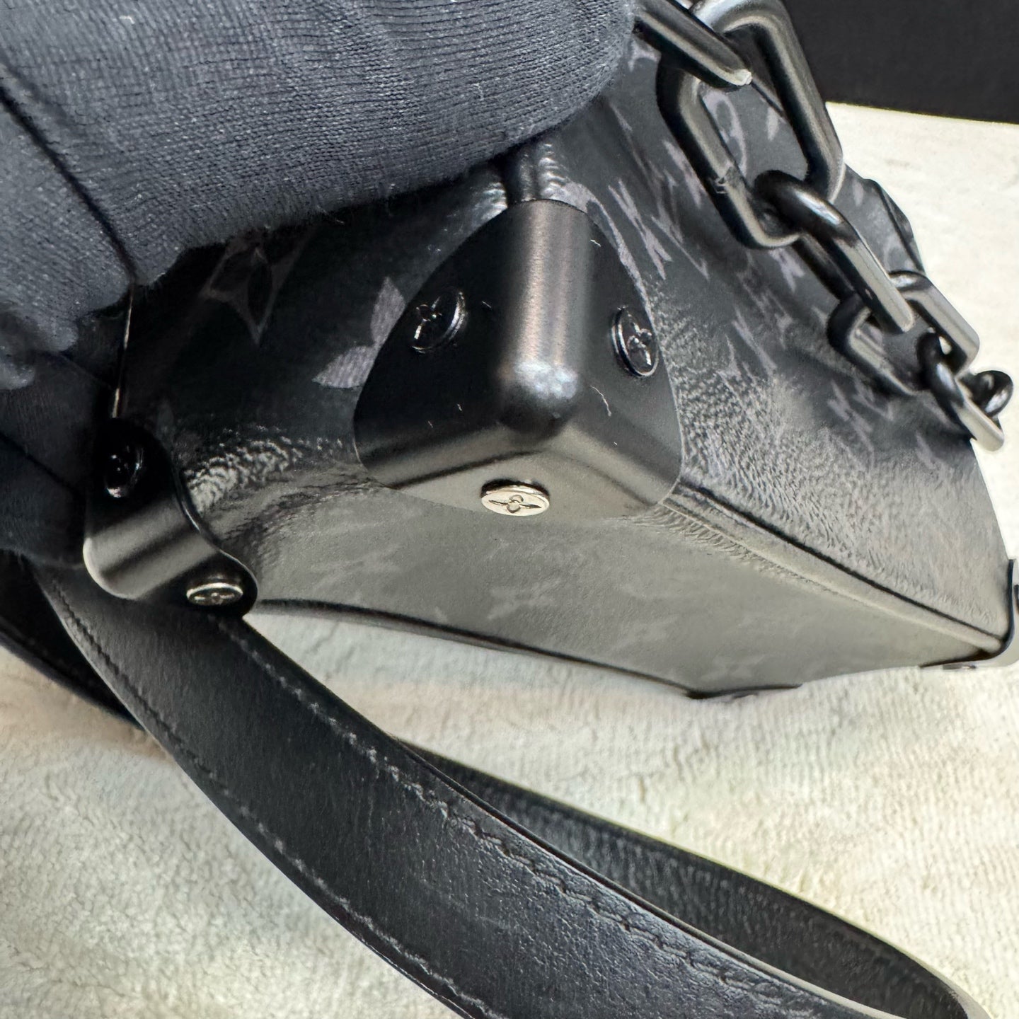 Louis Vuitton - Soft Trunk mini - Leather - Black - (mini)
