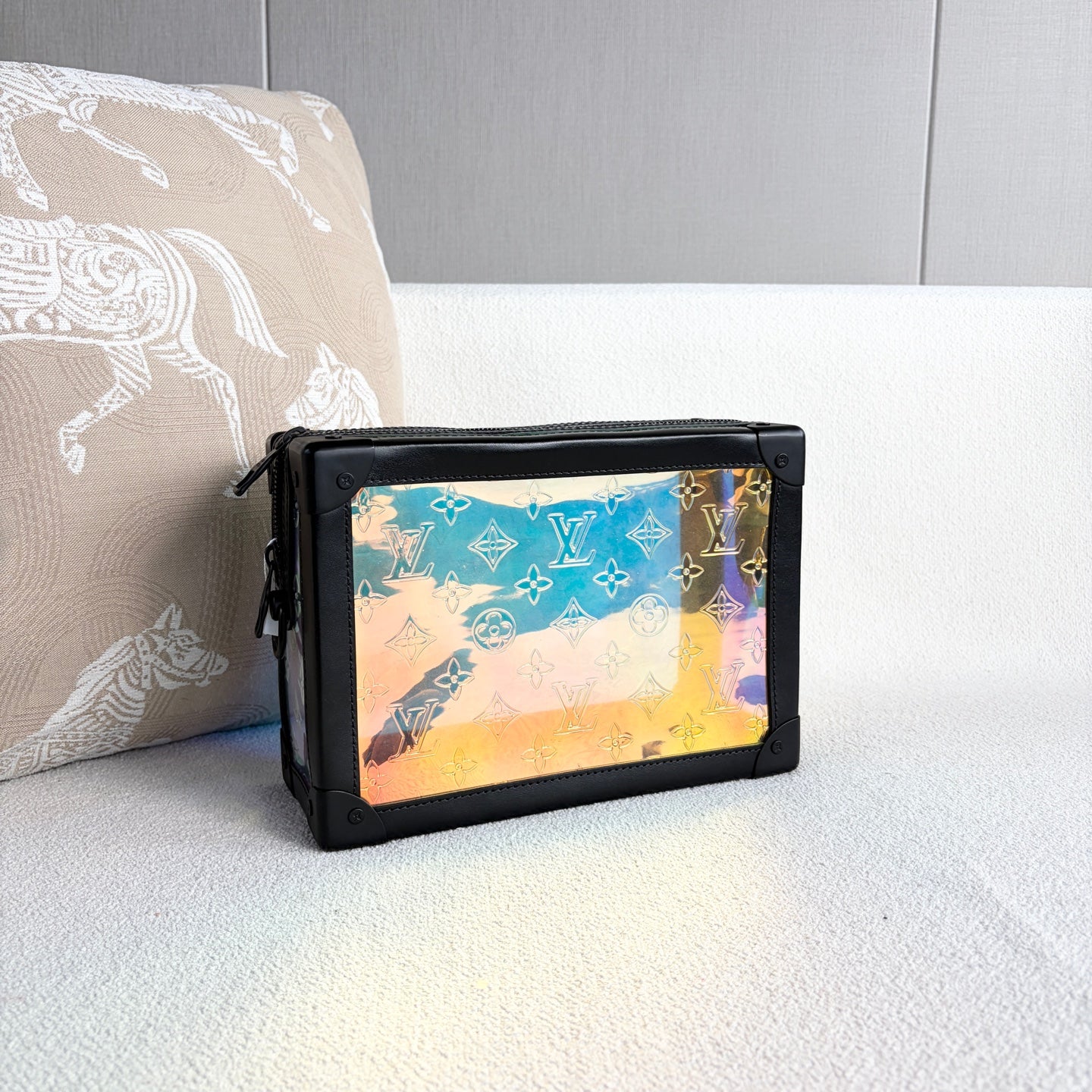 Louis Vuitton - Soft Trunk Pouch - Iridescent Monogram PVC and black leather - Multicolour - (medium)